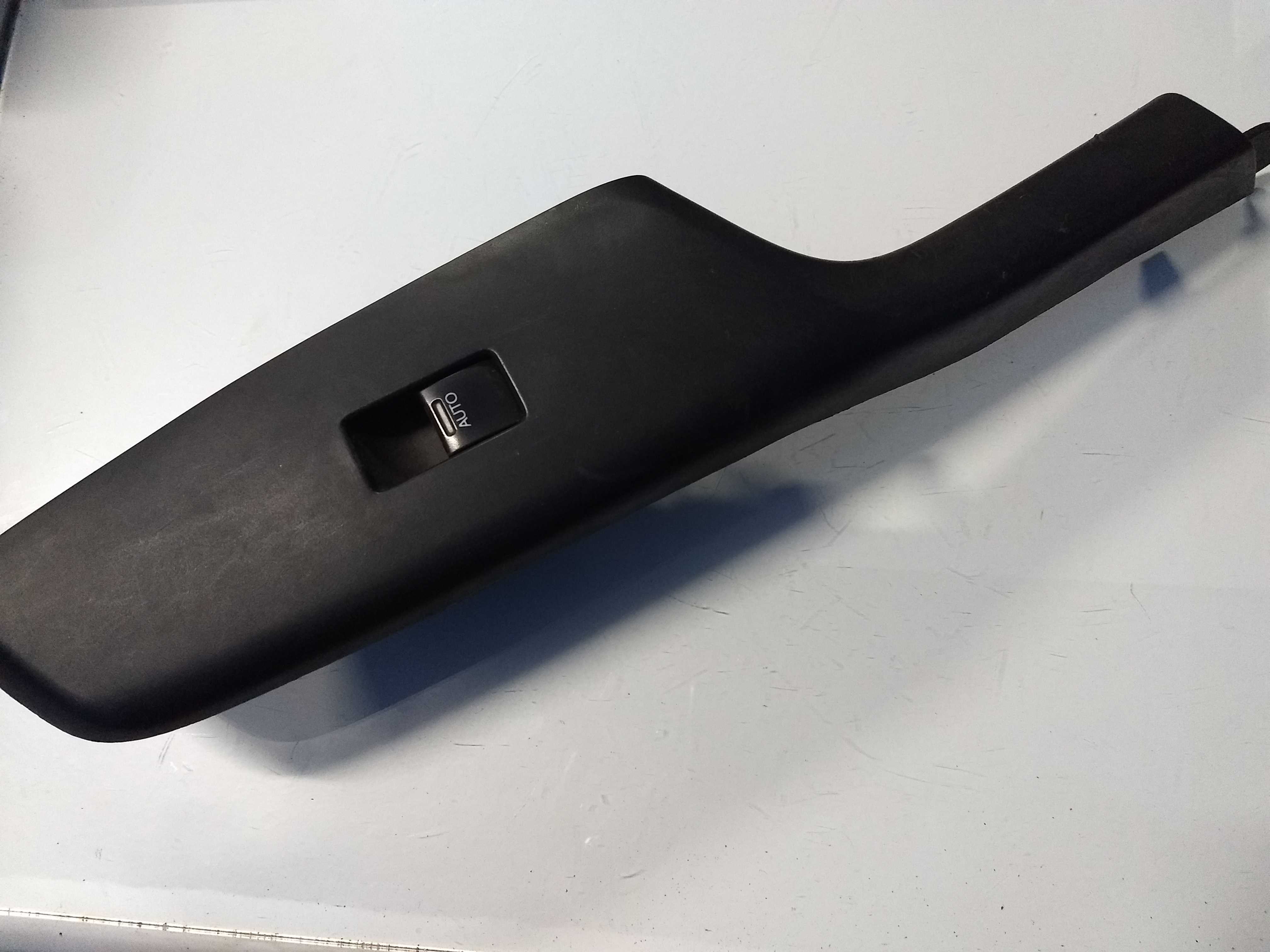 Moldura Botão Comando Vidro Diant. Direito Honda Civic 2013