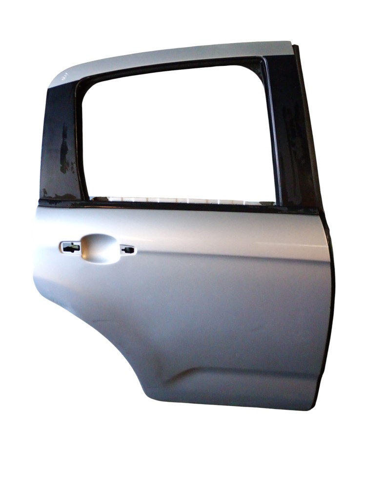 Porta Traseira Direita Citroen C3 2015 Com pequeno Detalhe