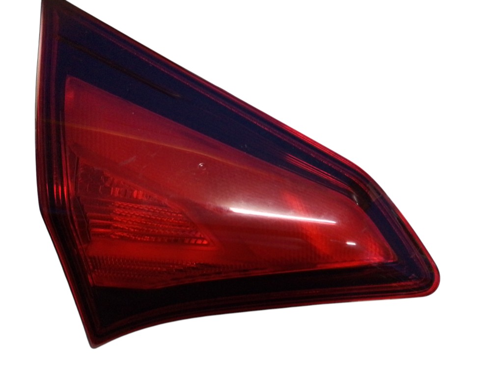 Lanterna Traseira Esquerda Nissan Kicks Sl Cvt 2018/2019  Esquerdo/motorista Vermelha