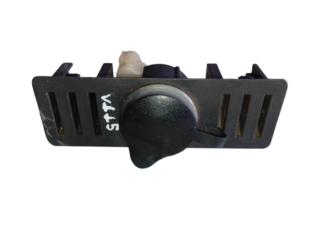 Tomada 12v Console Toyota Yaris Xl 1.5 2022/2023