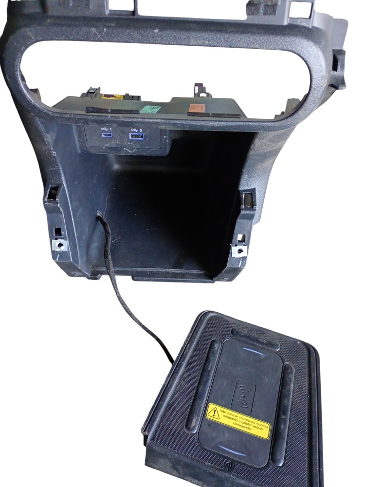 Moldura Console Central Nissan Kicks Esclusive 2024 1.6