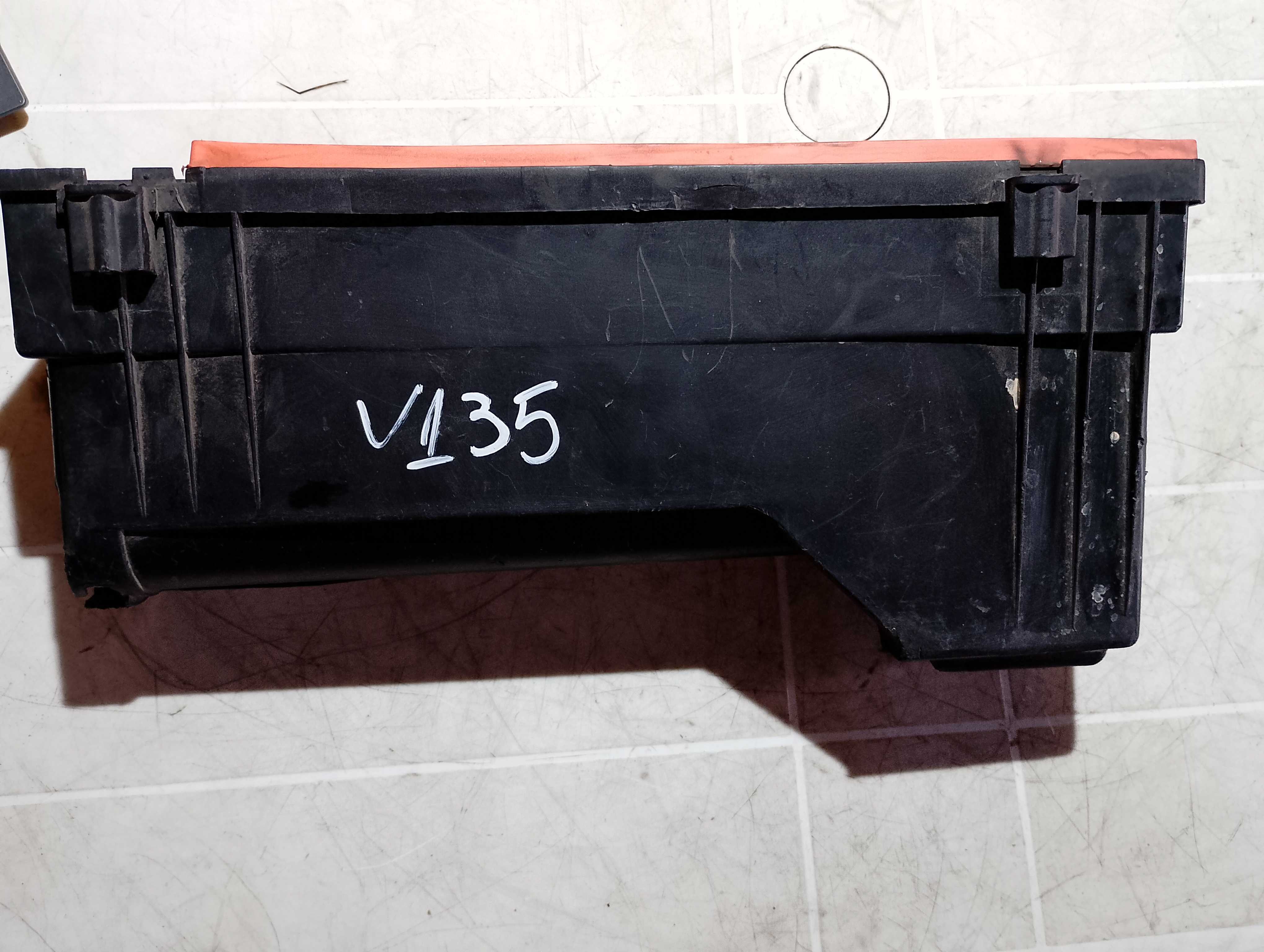 Caixa Filtro De Ar C3 2015 Somente Uma Parte