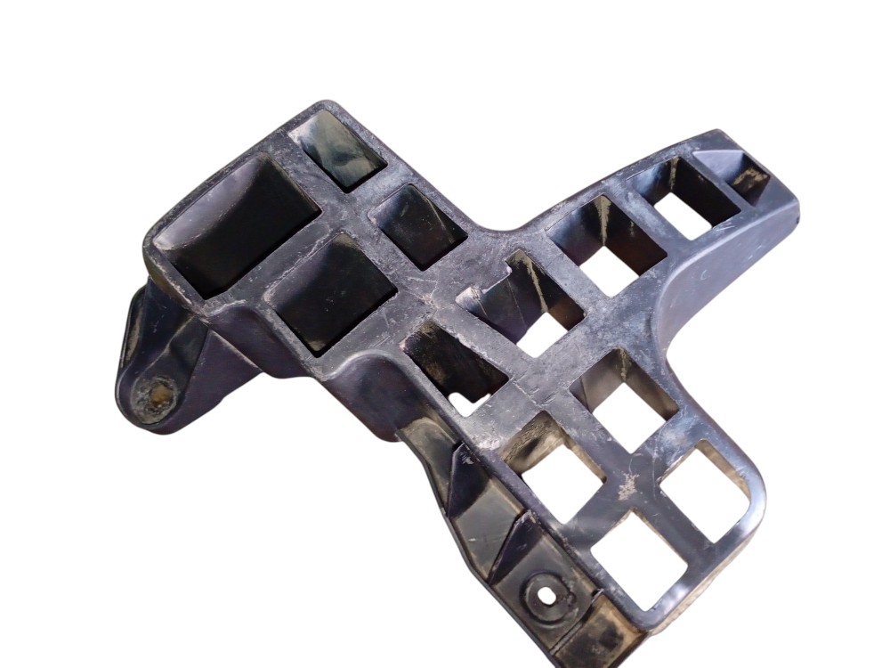 Suporte Para-choque Traseiro Esquerdo Sandero 2013 1.6