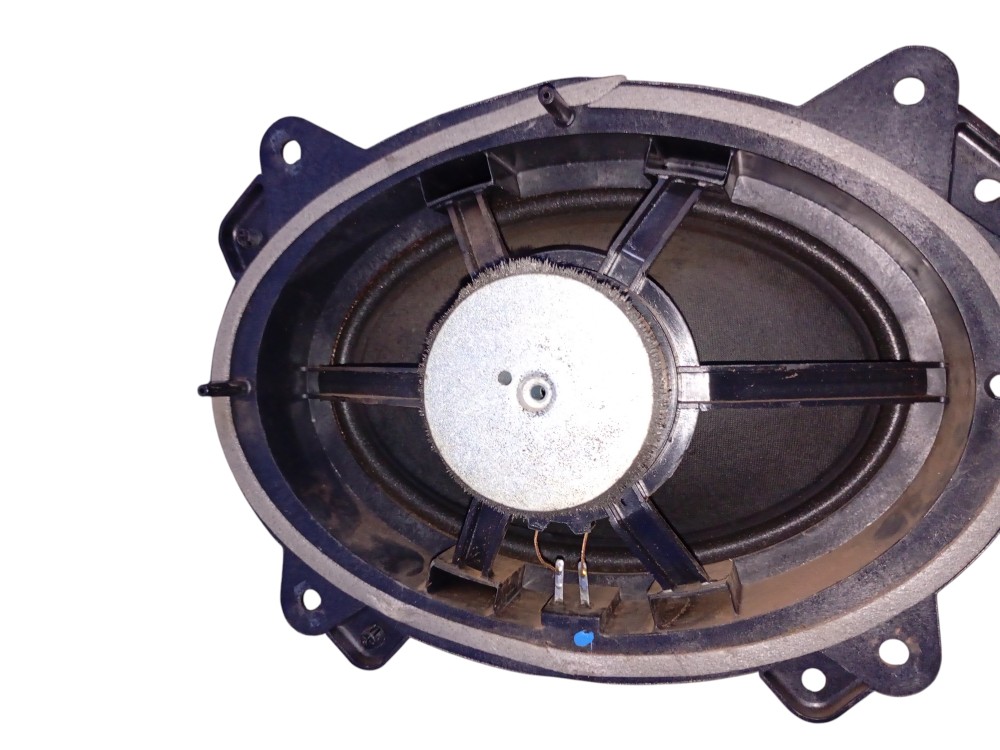 Alto Falante Porta Dianteira Esquerda Chevrolet S10 2022 Pre