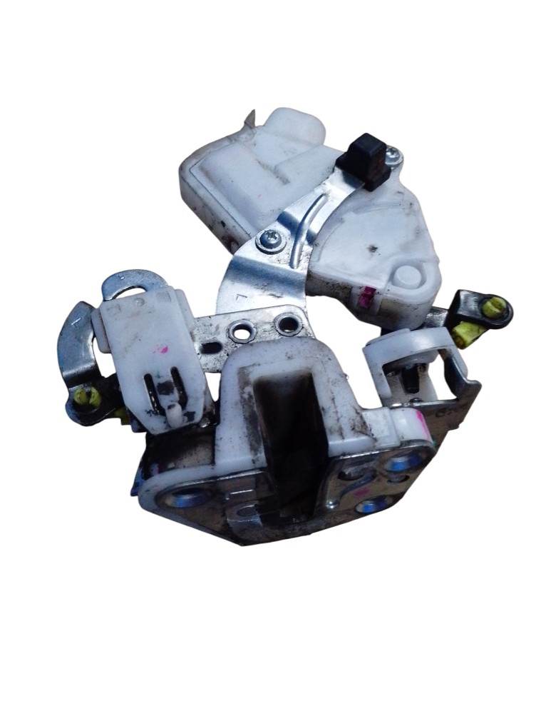Fechadura Porta Traseira Esquerda Toyota Etios 2016/2017 2