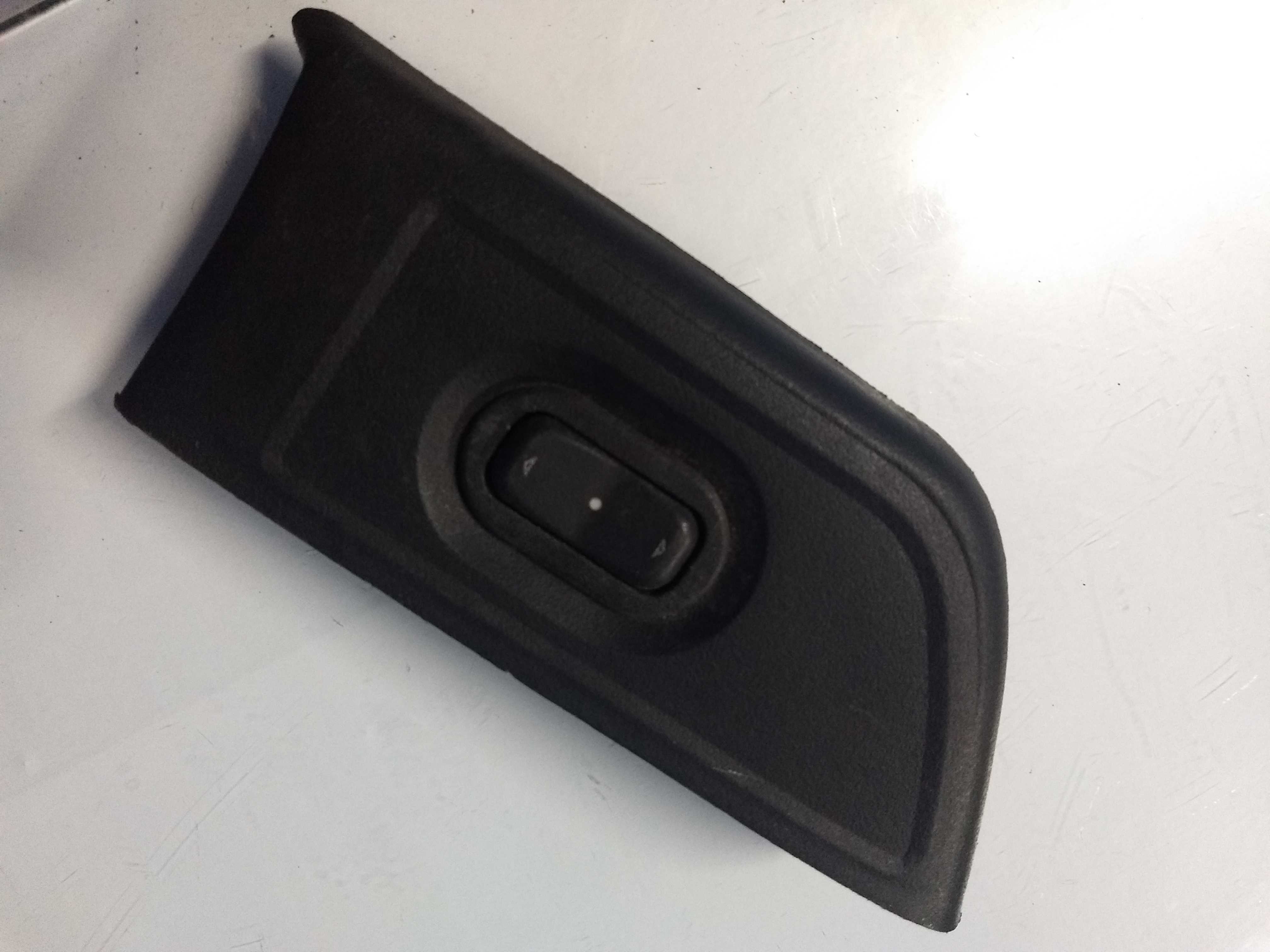 Comando Vidro Diant Direito Chevrolet Onix LT 2015 3