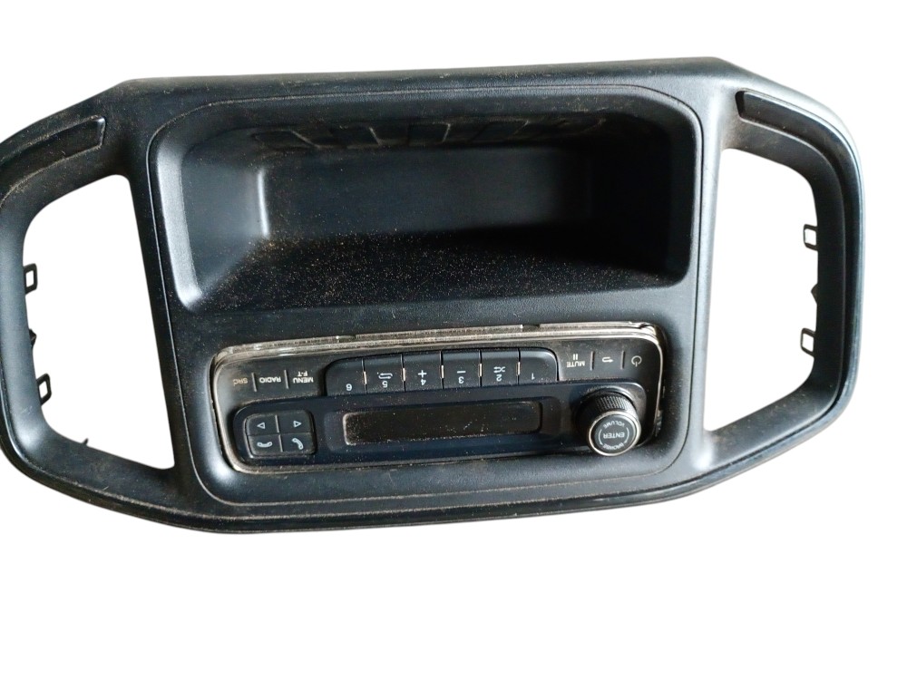 Rádio Fiat Strada C/moldura 2022 1.3 Manual 5