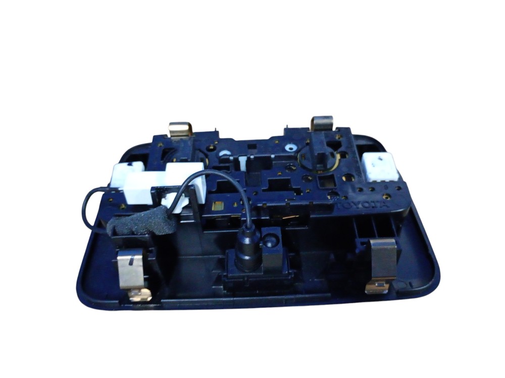 Luz Teto Cortesia Toyota Yaris 2025 3