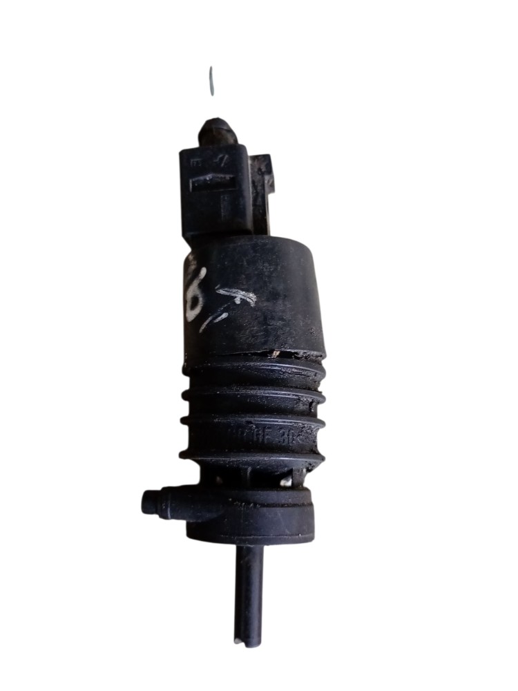 Bomba Esguicho Limpador Tracker 2019 1.4