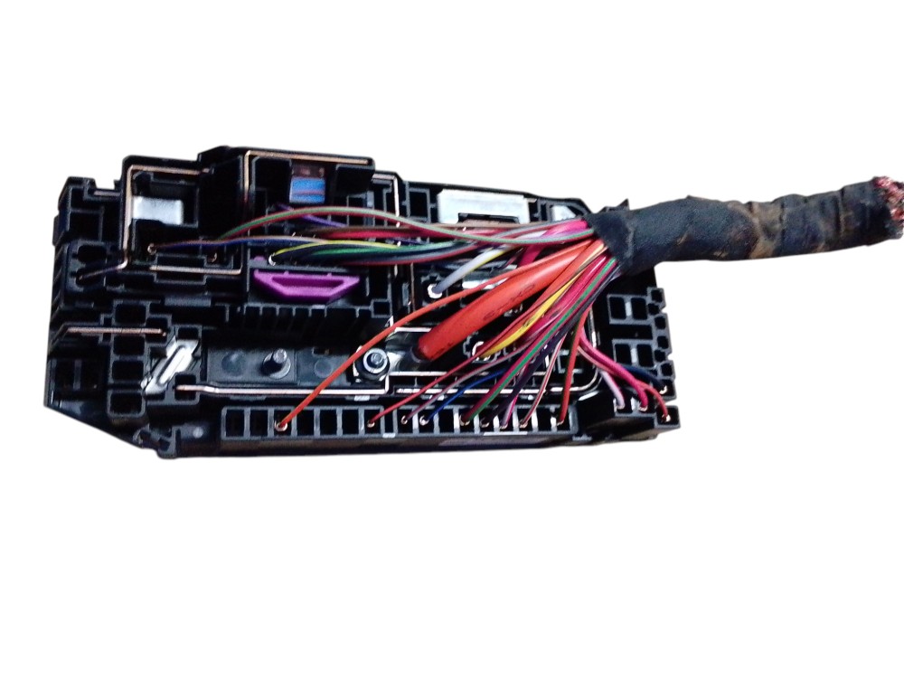Caixa De Fusiveis Do Vw/polo 2017/2018 1.6 16v 2