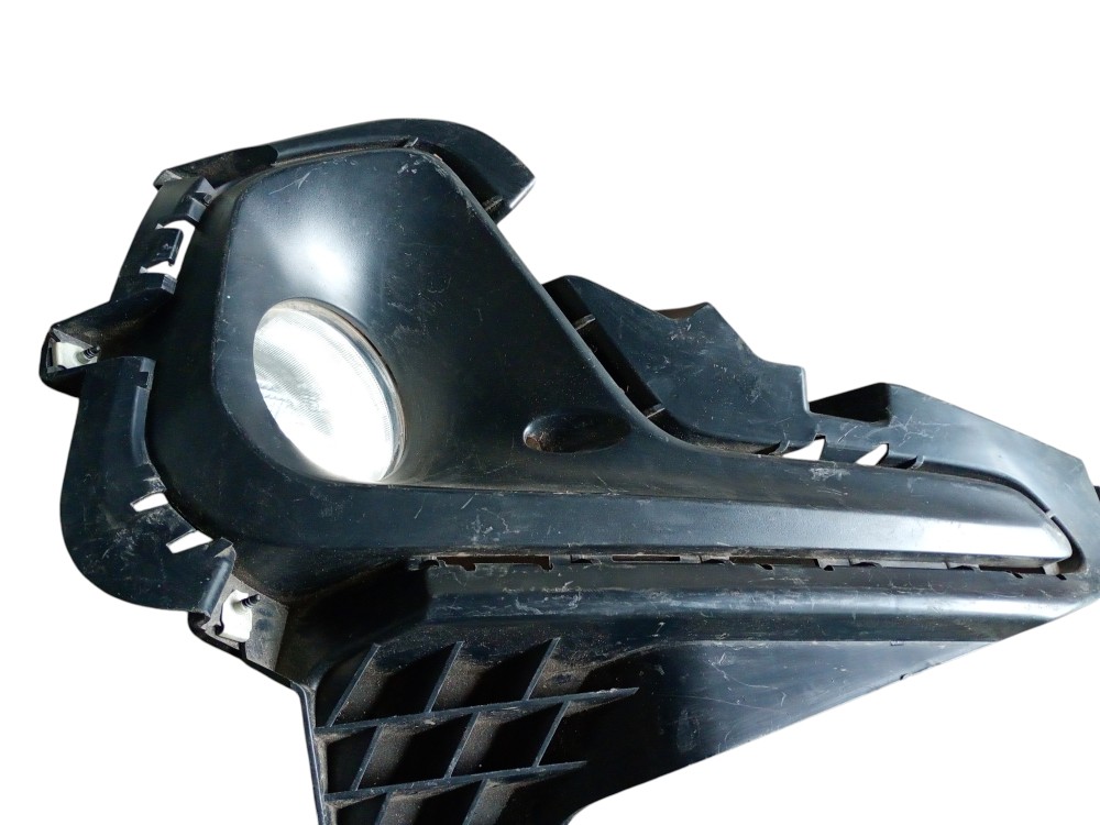 Moldura C/ Farol Milha Onix Turbo 2023 1.0 Automático 4