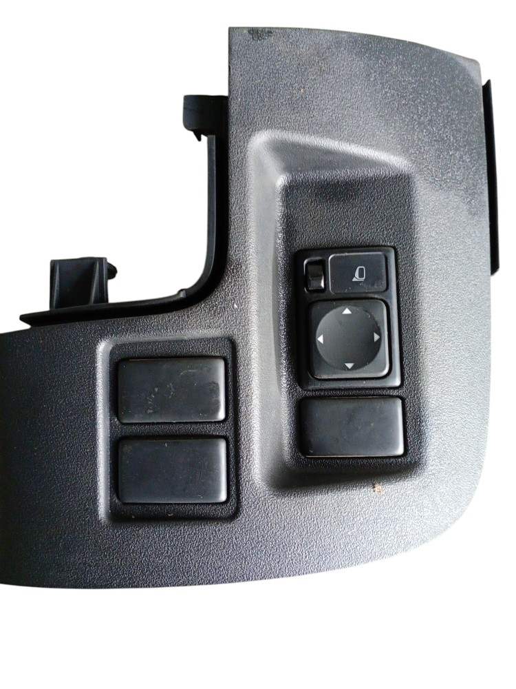 Moldura Botão Retrovisor Comando Re Nissan Versa 2012 A 2015