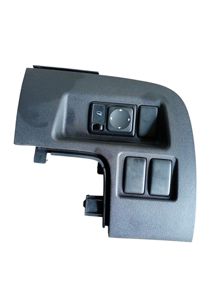 Moldura Botão Retrovisor Comando Re Nissan Versa 2012 A 2015 4