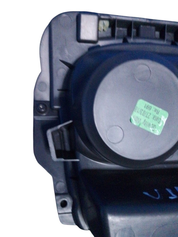 Porta copos moldura console peugeot 208  2008 / 2014 3