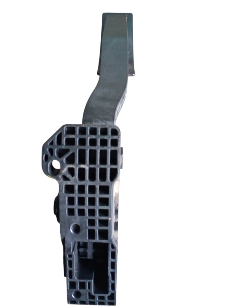Pedal Acelerador Chevrolet Onix Turbo 2023 1.0 Automático 2