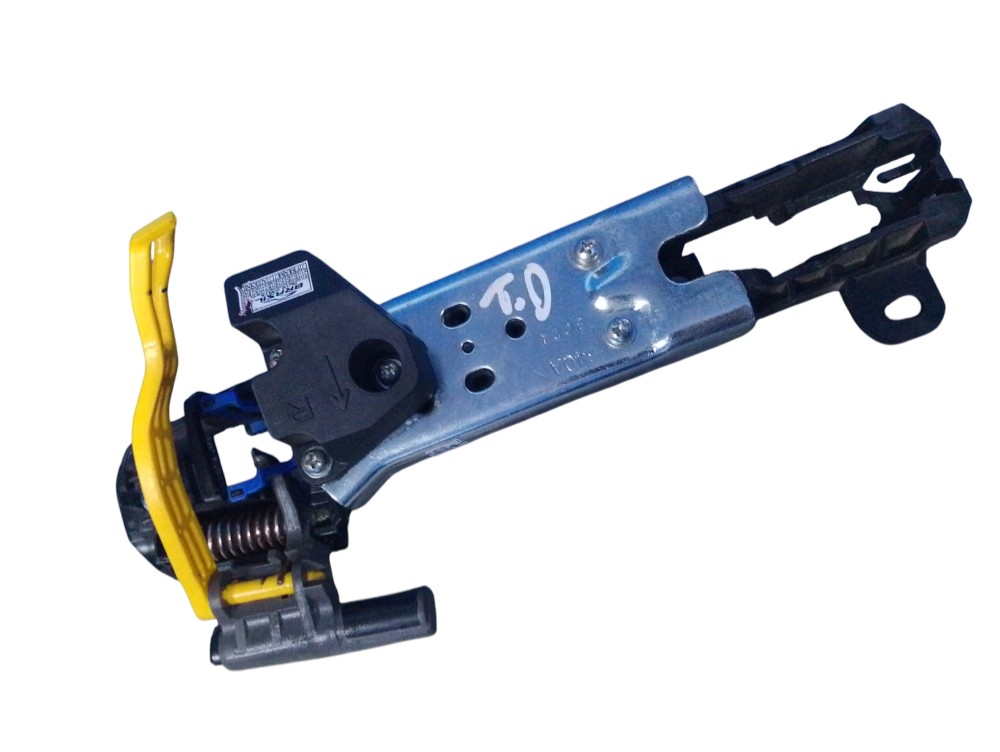 Suporte maçaneta externa tras. direita Toyota Yaris 2025 1.5