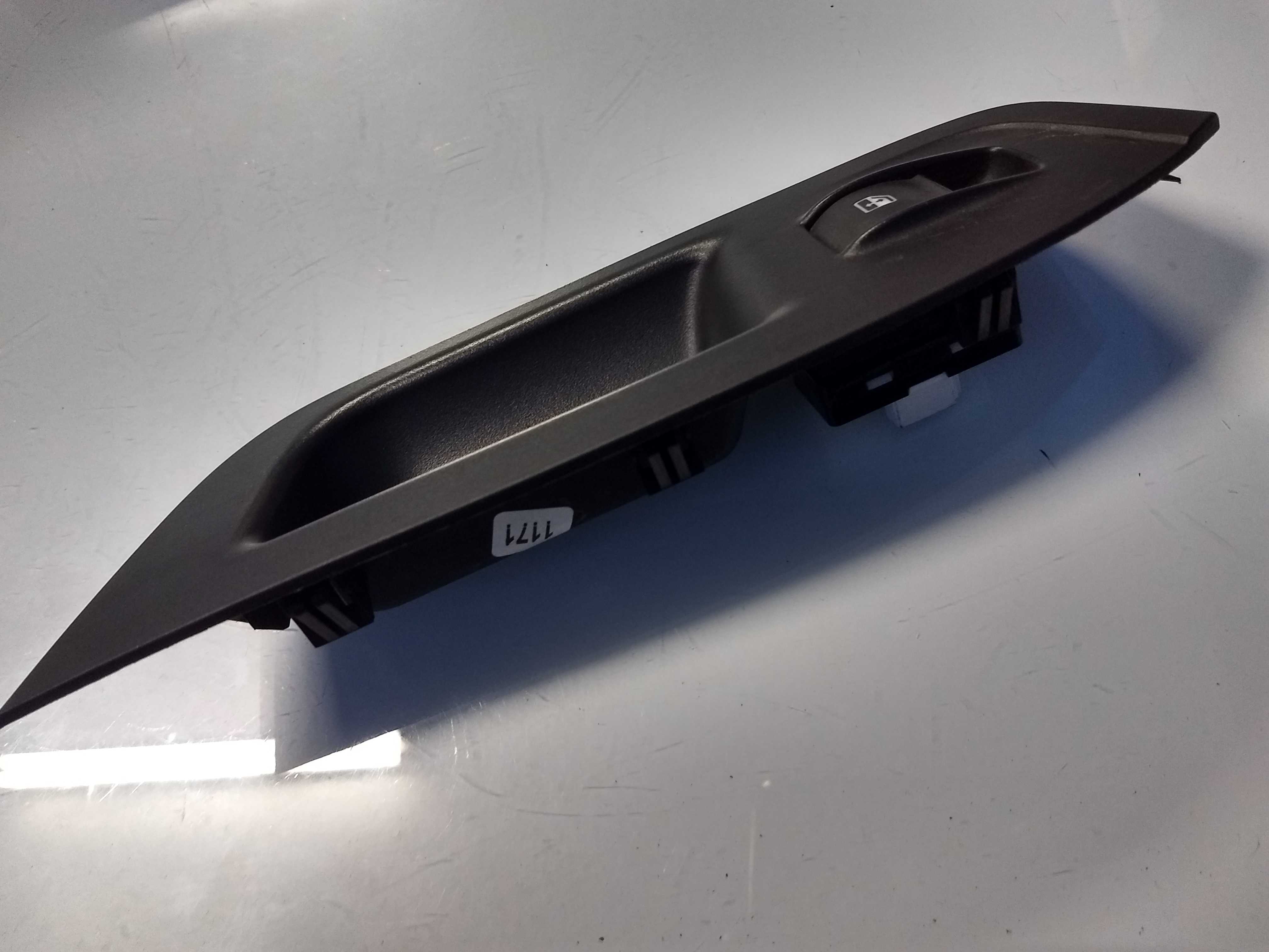 Comando Vidro Elétric Diant Direito  Fiat Argo 2017 A 2019 3