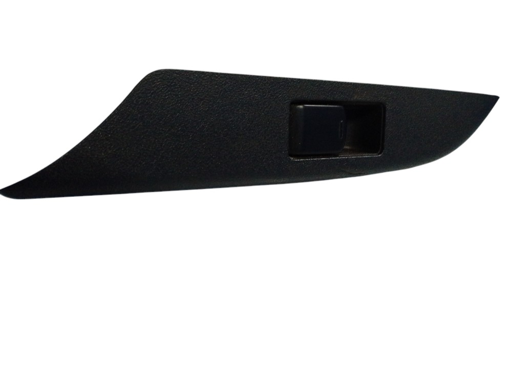 Moldura Botão Vidro Traseiro Elétrico Nissan March 2012/2019