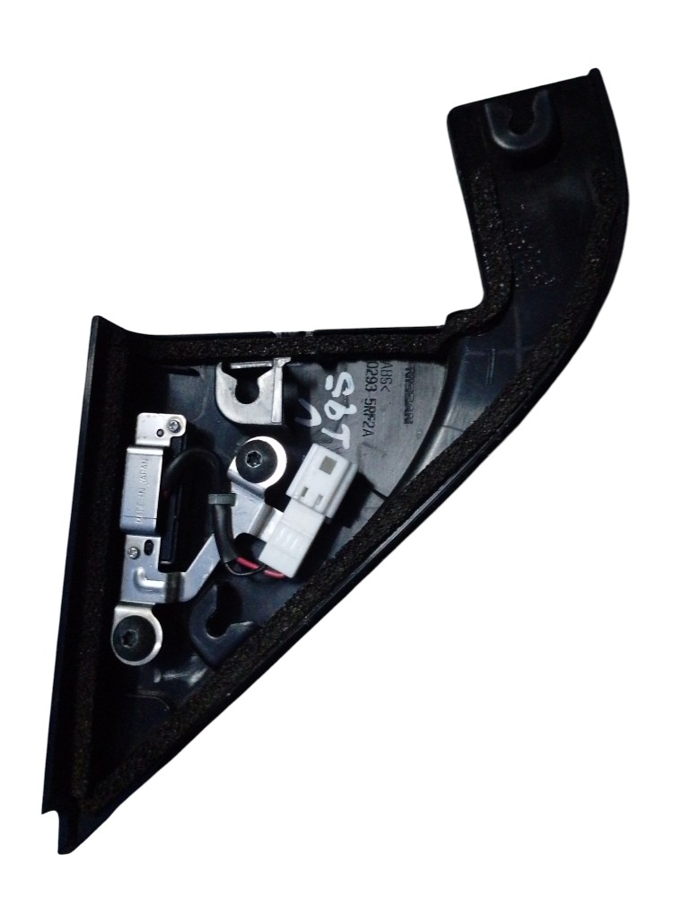 Acabamento Interno Retrovisor Esquerdo Nissan Kicks 2022 1.6 4