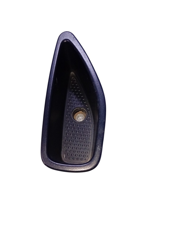 Moldura Puxador Porta Traseira Esquerda Citroën C3 2016/17 Preto