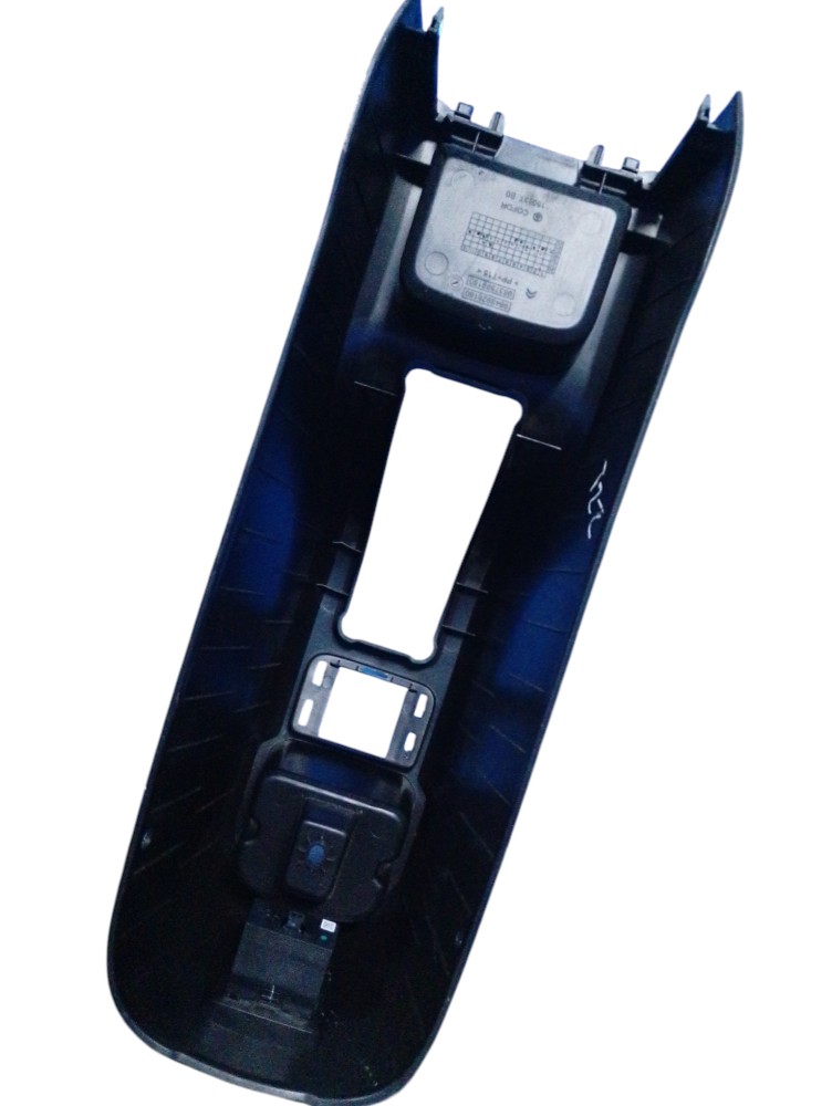 Moldura console central Citroen C3 Fellpack 2023/2024 1.6 3