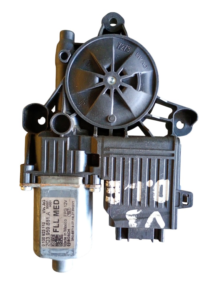 Máquina Motor De Vidro Elétrica Dianteira Esquerda Virtus 19