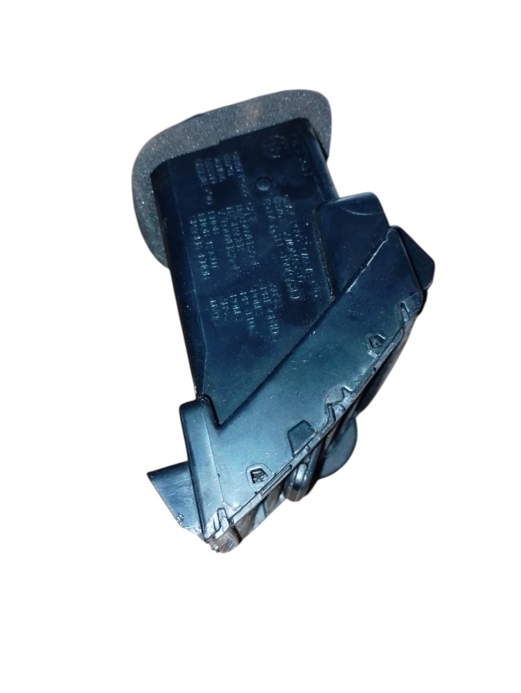 Difusor Ar Central Esquerdo Nissan March 2013/2014 1.0