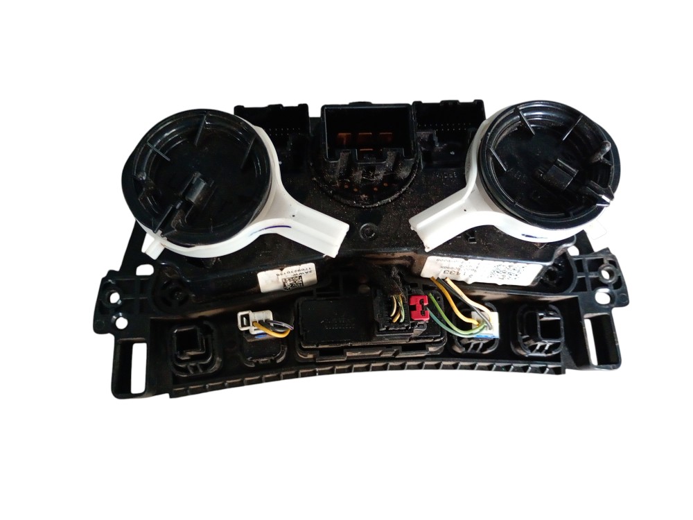 Comando Ar Condicionado Tracker Premier Tb 2018 1.4 2