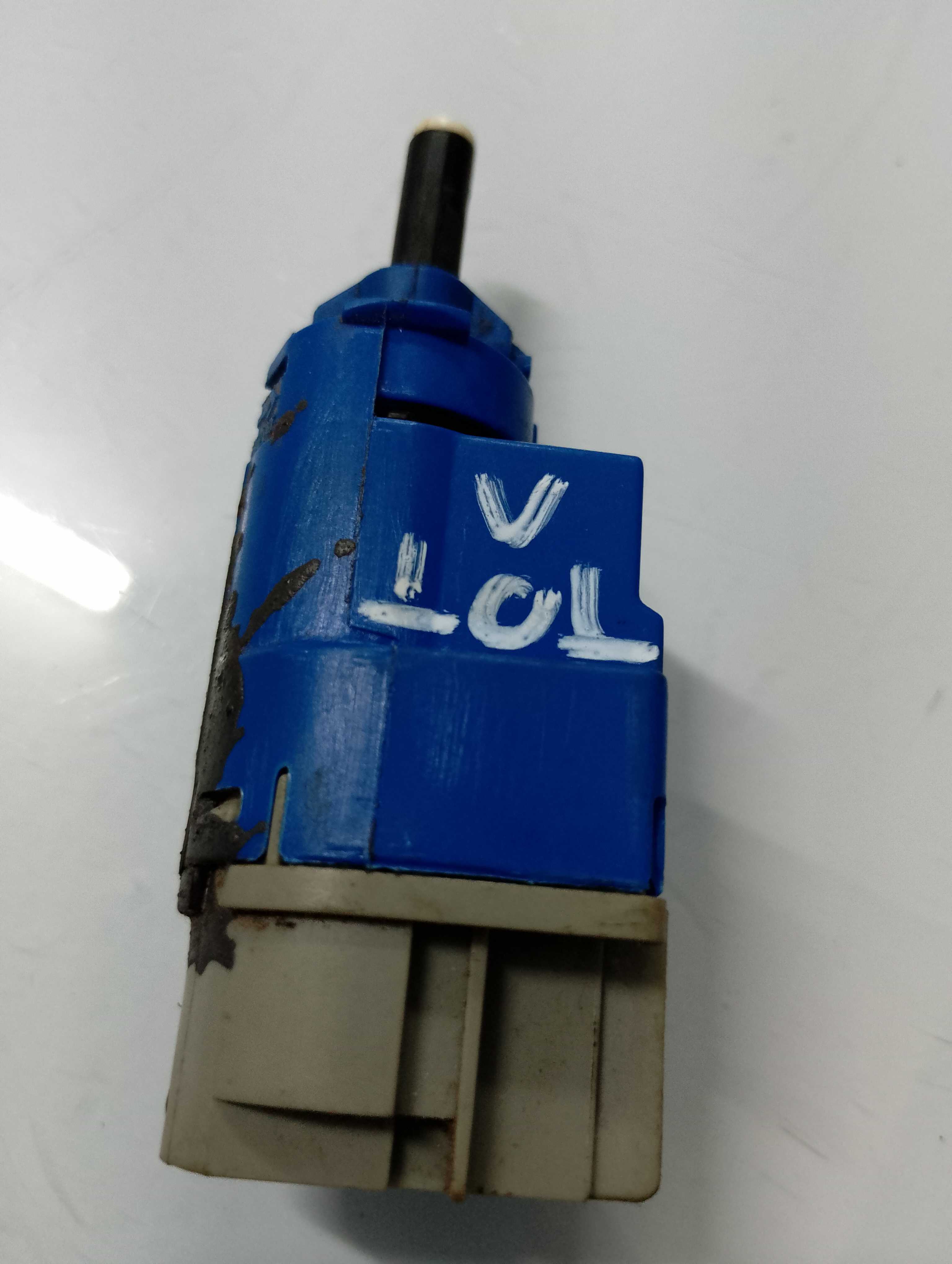 Interruptor Pedal Embreagem Sensor Logan Renaut 2019