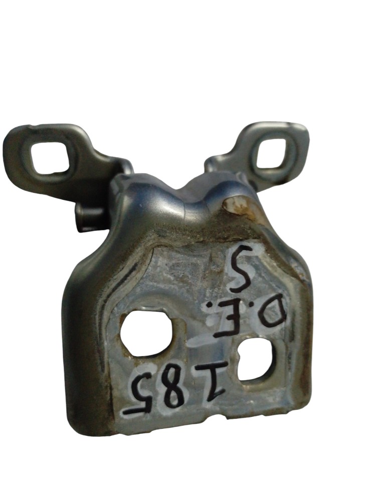 Dobradiça Porta  Dianteiro Esquerdo Renault Sandero  2016 1