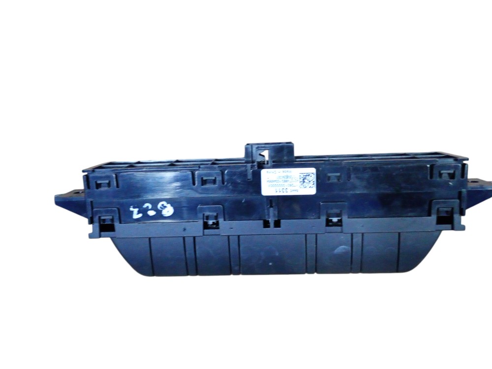 Botão Comando Pisca Alerta Chevrolet S10 2022 Preta 2