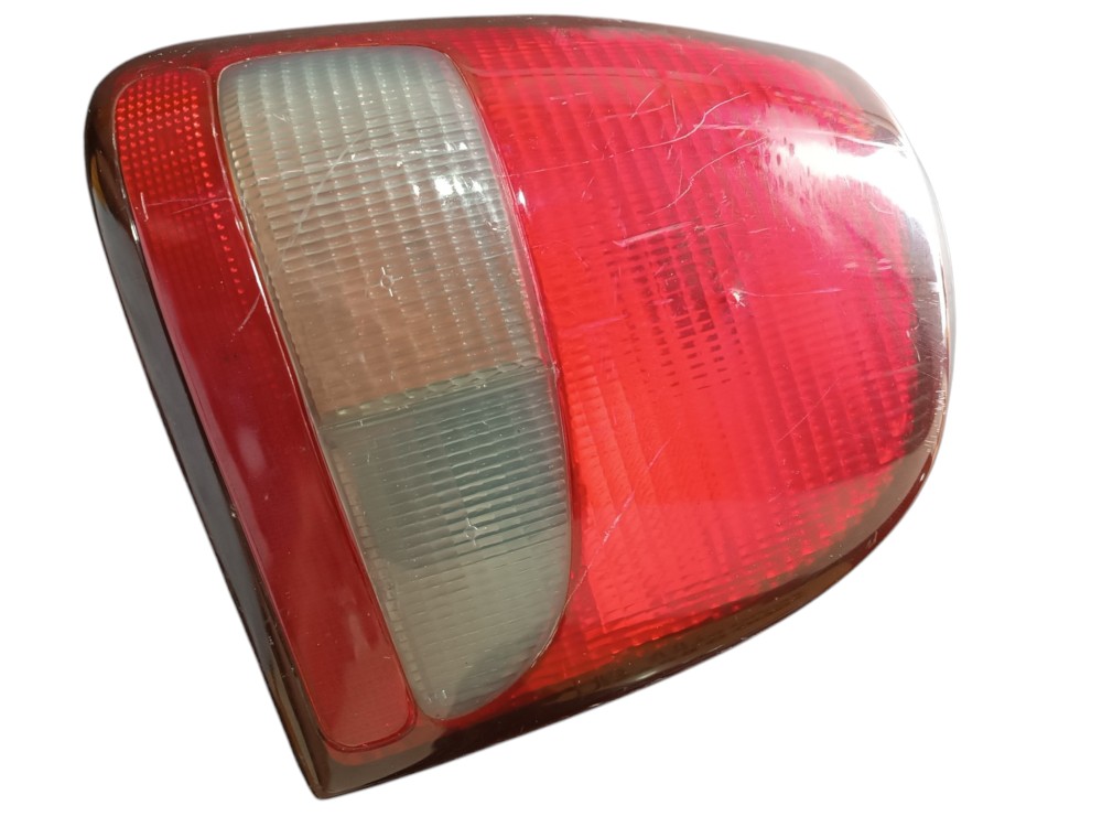 Lanterna Traseira Esquerda Fumê Volkswagen Gol 1995 1996  Esquerdo/motorista Vernelha 1