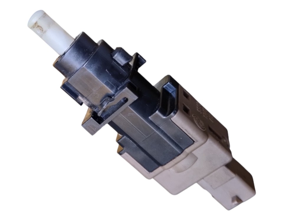 Interruptor Pedal Embreagem 48840511 Palio 2005 2006 2007 9