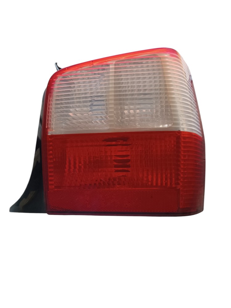 Lanterna Traseira Direita Fiat Uno 1.0 2008 2009 2010 2011 Direito/passageiro Vermelha 2