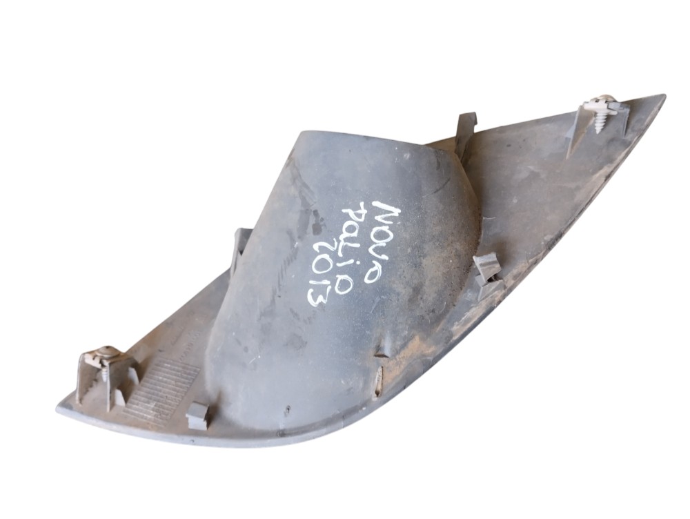 Moldura Farol Milha Esquerdo Palio 2013 2014 2015 2016 2017 Cinza-escuro Esquerdo 4