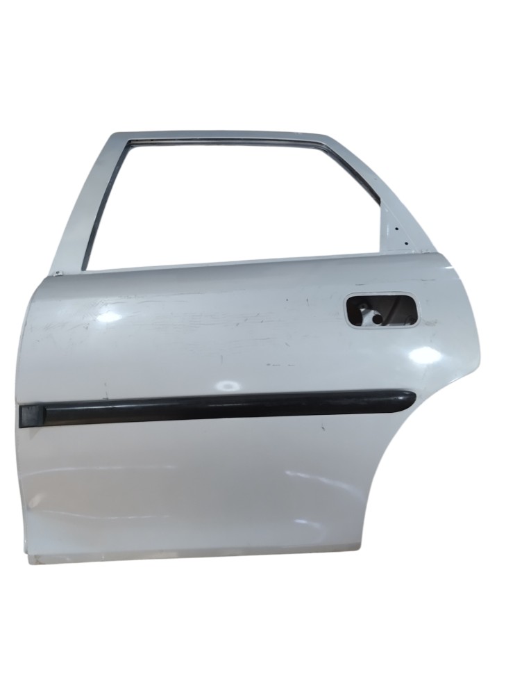 Porta Traseira Esquerdo Vectra 1997 1998 1999 2000 2001  Traseira Direito Prata 1
