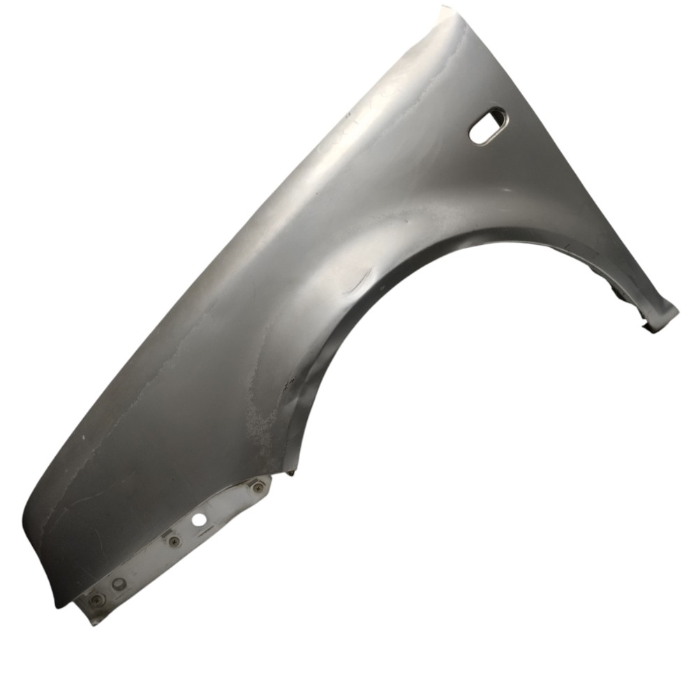 Paralama esquerdo Volkswagen Golf 1999 2000 2001 2002 2003