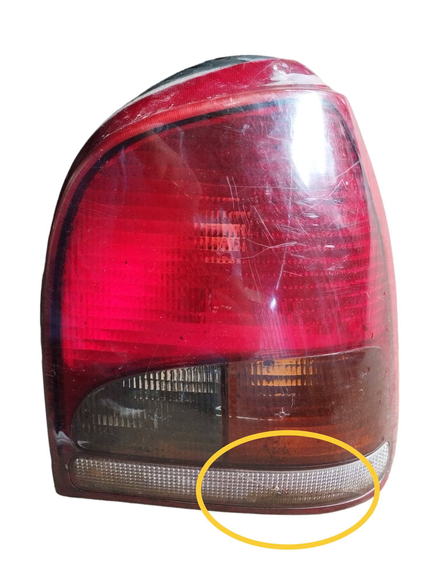 Lanterna Traseira Direita Volkswagen Gol 1.0 1995 1996 1997 Direito 3