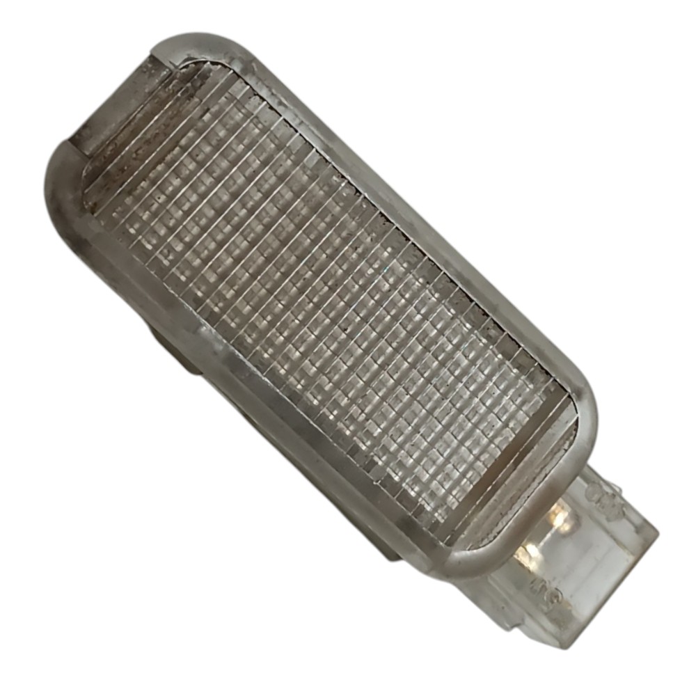 Luz interna forro porta dianteira Direita Audi A3 2003