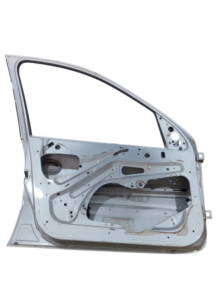 Porta Dianteira Esquerda Peugeot 207 2001 2002 2003 2004  Dianteira Esquerdo Prata 1