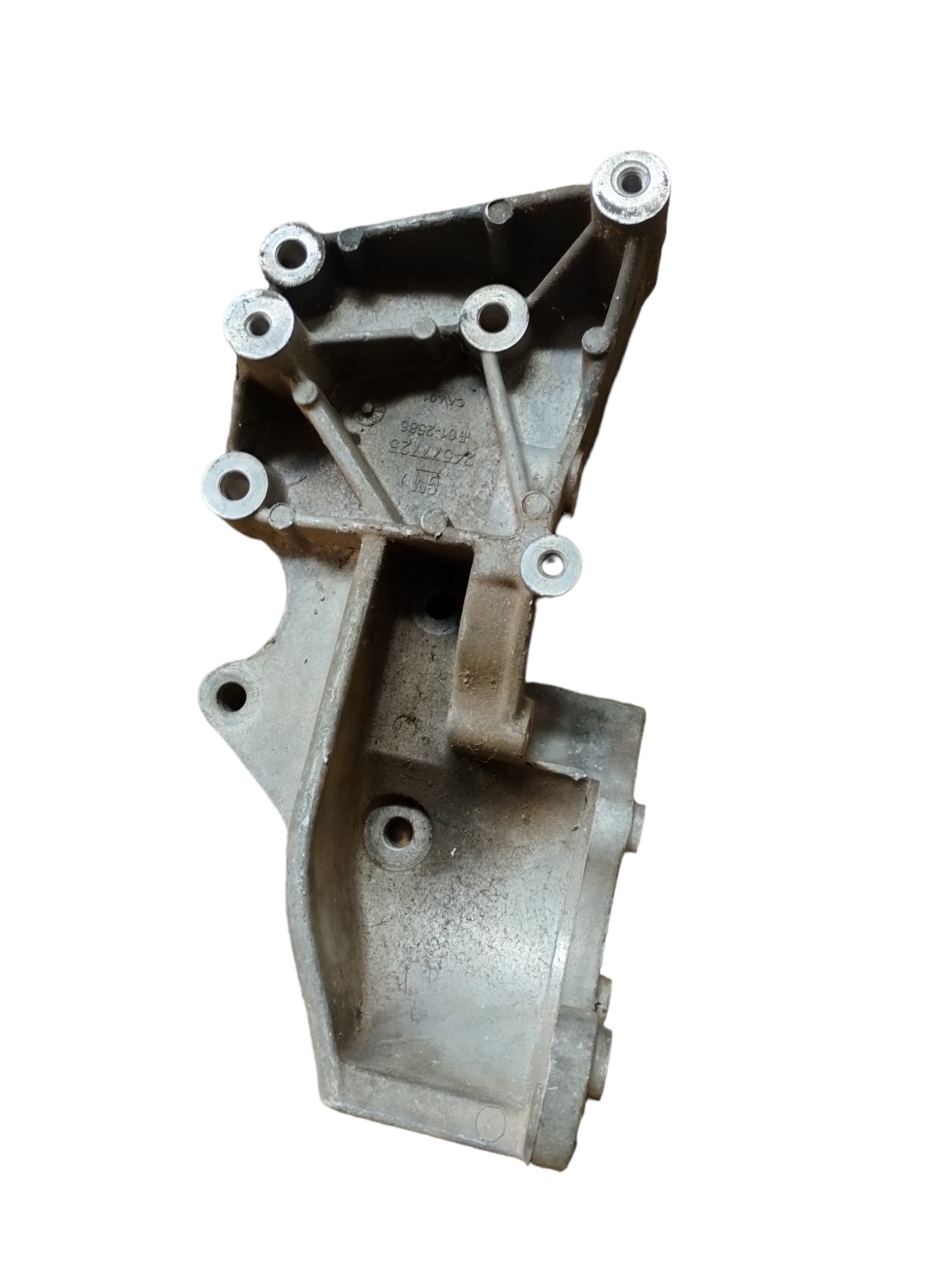 Suporte Alternador Chevrolet Cobalt 1.4  24577725 2015 2016 4