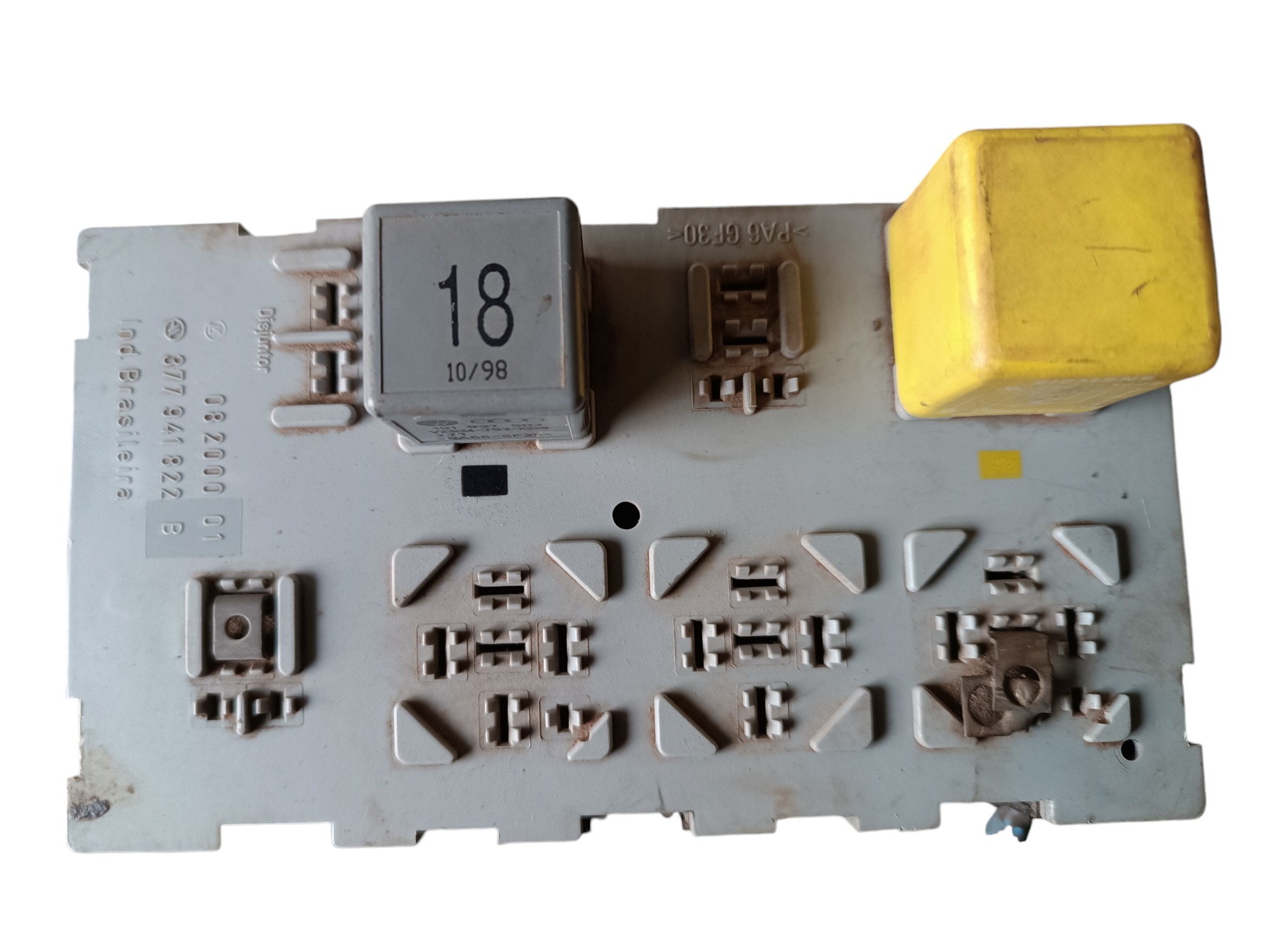 Caixa De Fusível G2 G3 Vw Gol 377941822 1996 97 98 99 00 01 6