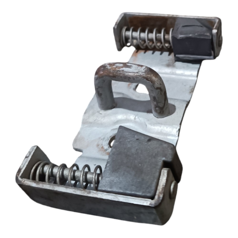 Batente Fechadura Tampa Traseira Volkswagen Gol G5 5z6827517 2