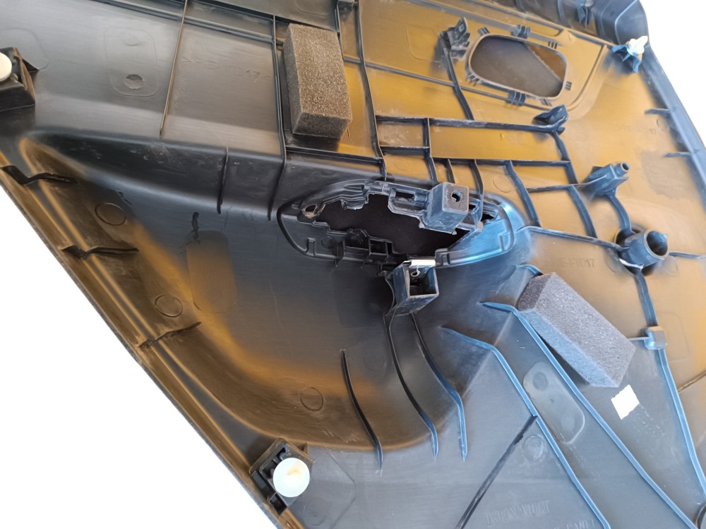Forro Porta Traseiro Direito Renault Kwid 1.0 2018 2019 2020 8