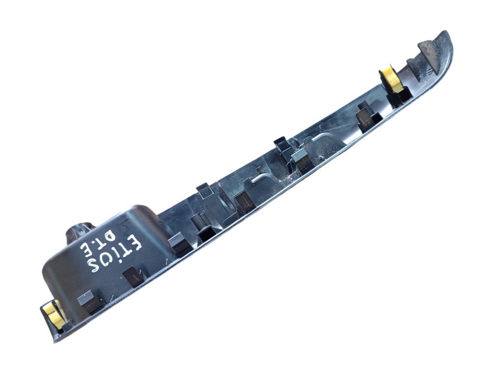 Moldura Botão Vidro Eletrico Dianteiro Esquerdo Etios 2014 7