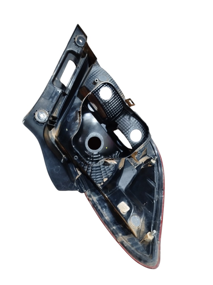Lanterna direita Chevrolet onix 2012 2013 2014 2015 2016 5