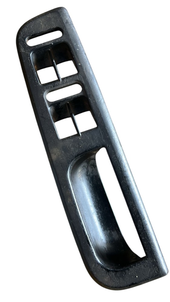Moldura Comando Vidro Dianteiro Esquerdo Vw Golf 1.6 1998 99 1
