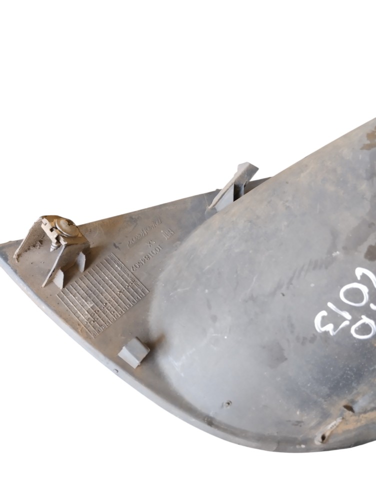 Moldura Farol Milha Esquerdo Palio 2013 2014 2015 2016 2017 Cinza-escuro Esquerdo 3