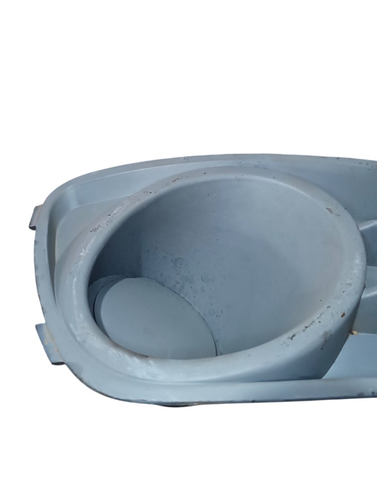 Moldura Farol Neblina Direito Palio Fire 2014 2015 2016 2