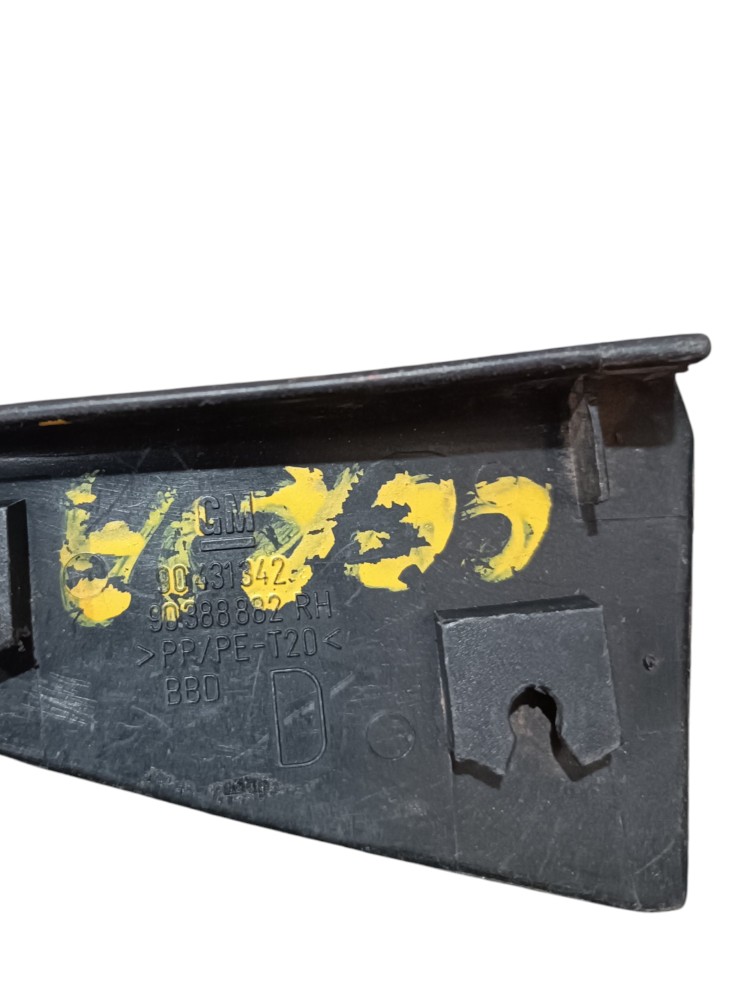 Moldura Interna Porta Traseira Direita Gm Corsa 1995/2002 6